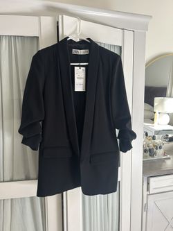 Zara Tuxedo blazer