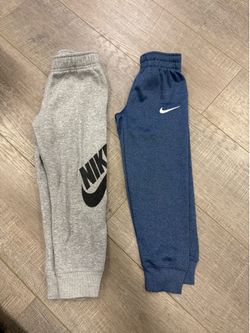 Nike sweats 5t