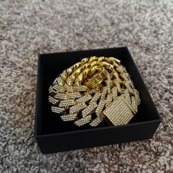 Iced Out Moissanite Cuban Link Chain