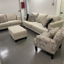 Modern Rooms To Go Couch Set - Free Delivery