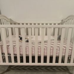 Graco Baby Crib