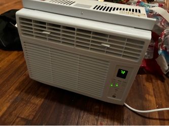 GE 6000 BTU Air conditioner