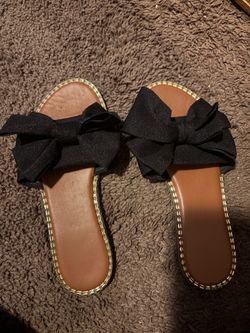 Black bow sandals,  size 5.5