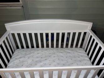 Graco Baby Crib