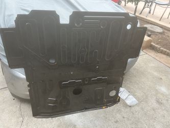 2018 Toyota Highlander Hybrid Rear Pan