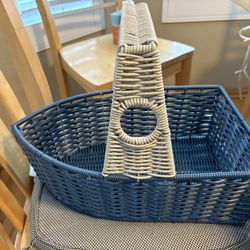 Wicker Basket Boat Shape