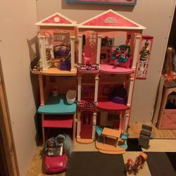 Doll House 