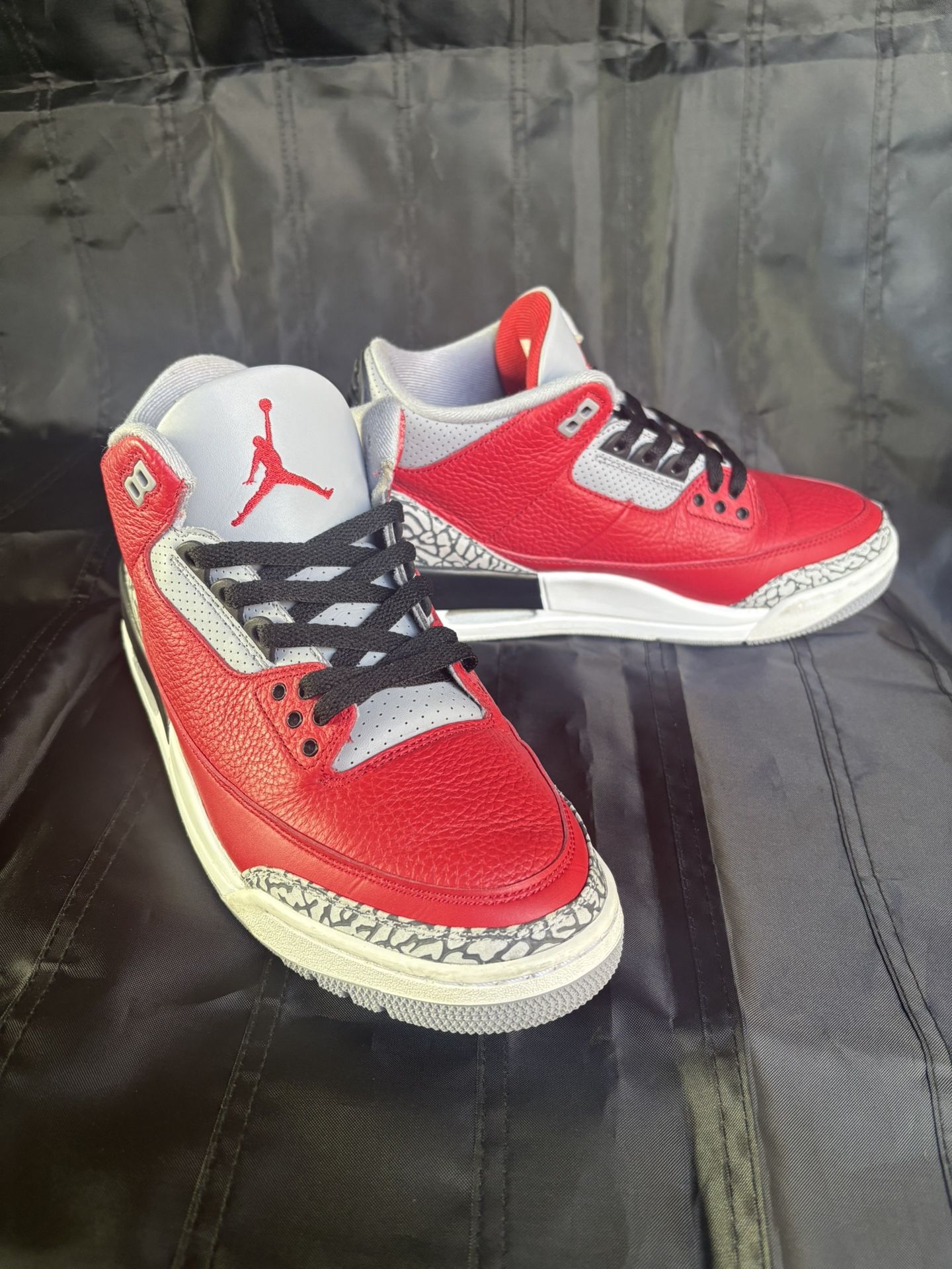 Jordan 3 Retro Red