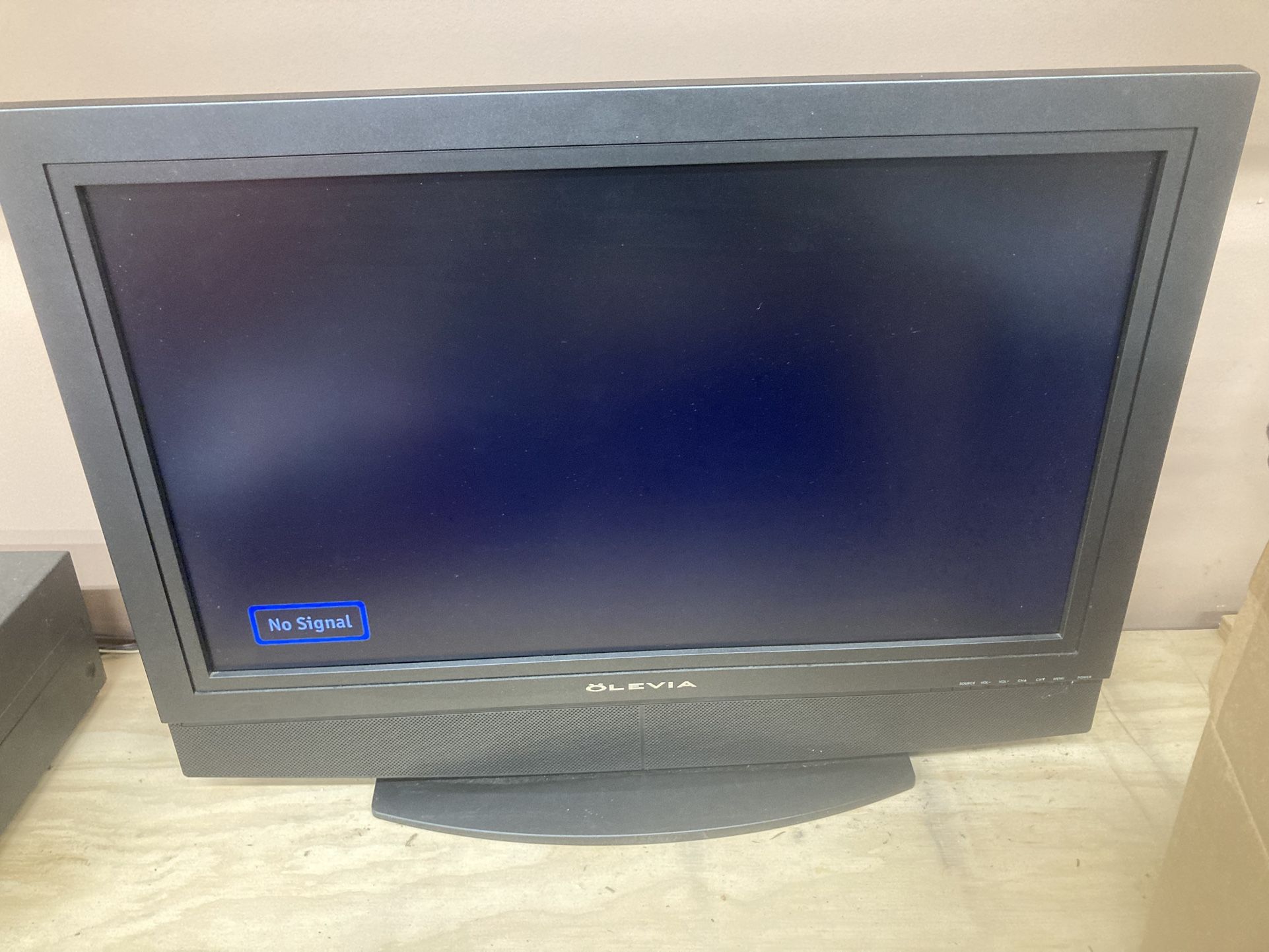 Olevia 26” TV