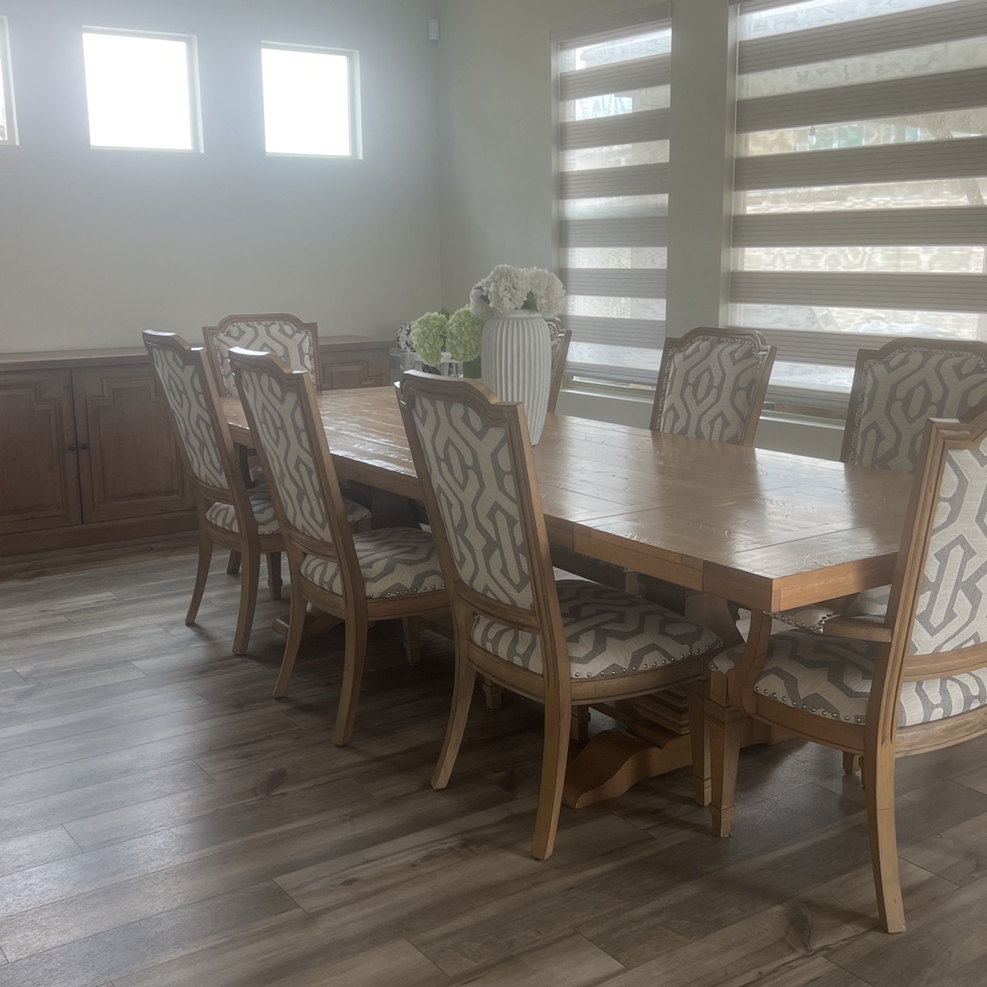 Dinning Table And Hutch No Stian Lile New