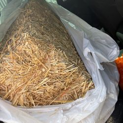 Bale of straw