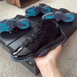 Jordan 11 Gamma Size 5.5Y & 4Y