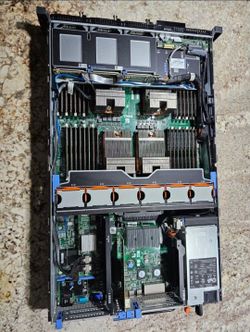 Servers Dell PowerEdge R815 UPGRADED!  (One Left)