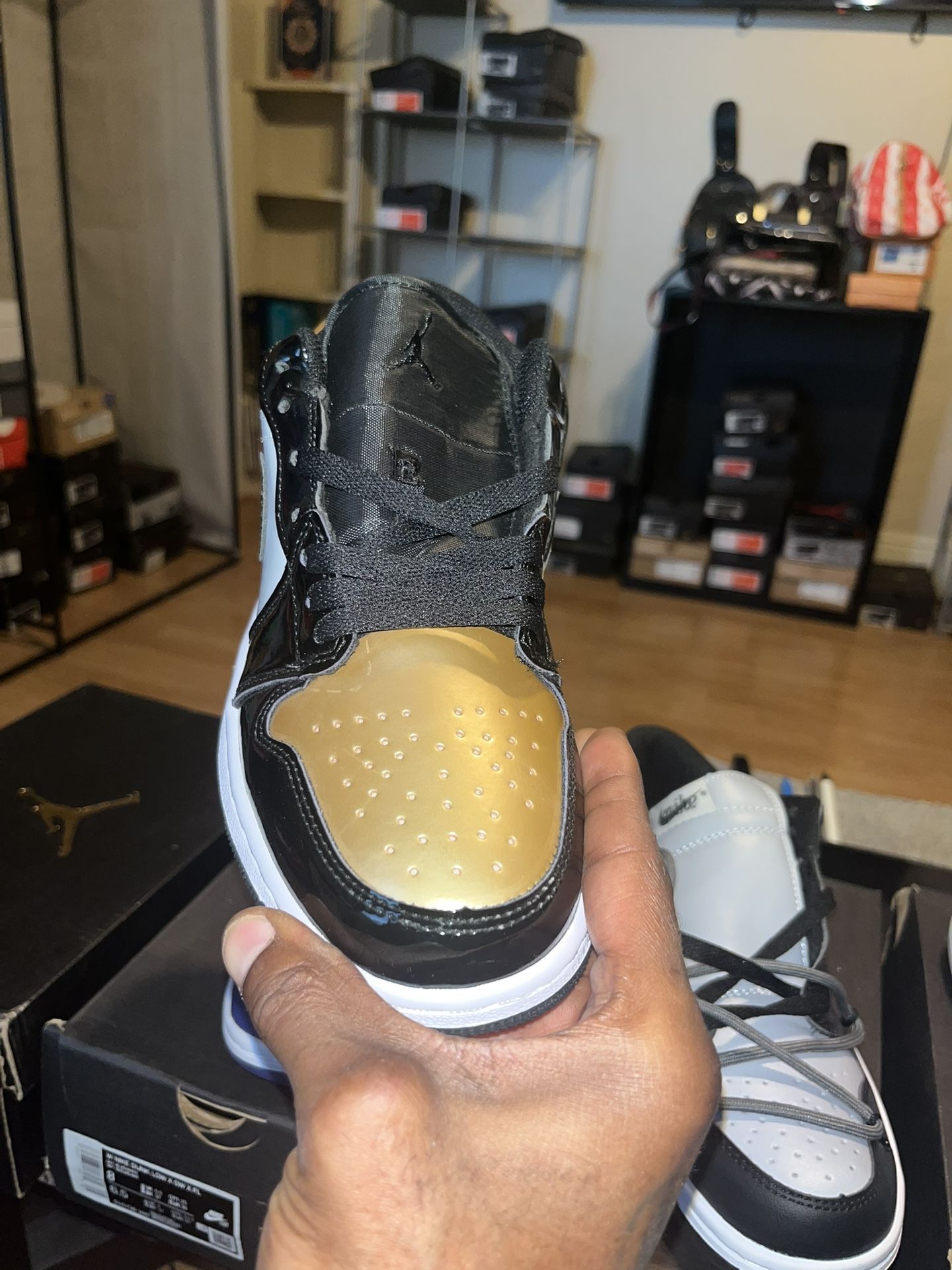 Lowtop Retro 1’s Size 6.5 Men ($70)