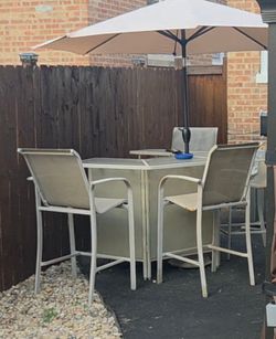 Patio bar