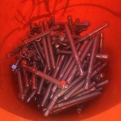 DEWALT Power-Stud+ SD2 wedge expansion anchors designed for use in cracked and uncracked concrete