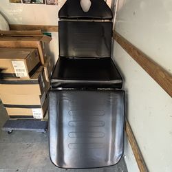 portable aesthetician bed or tattoo chair