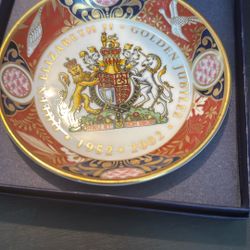 Royal Worcester Queen Elizabeth Plate