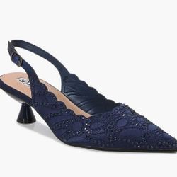 Scallop Top Line Slingback Pump