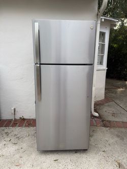 GE fridge
