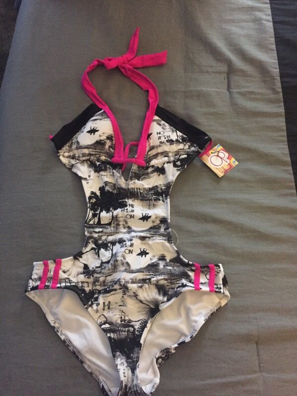 Op swim suit