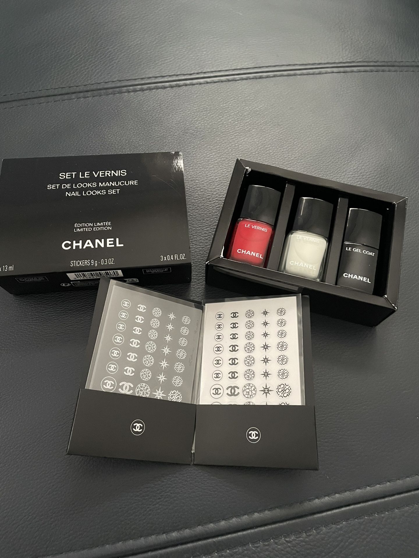 CHANEL SET LE VERNIS 限定品 CHANEL Set Le Vernis, Set De Looks, Manucure (Nail Looks Set