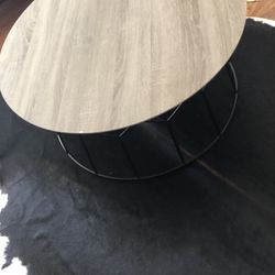 Small Table And Tv Stand 