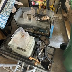 Fish tanks **READ DESCRIPTION**