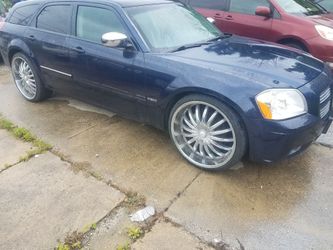 2006 Dodge Magnum RT 5.7 Hemi 125k Miles 24inch Rims Very Reliable