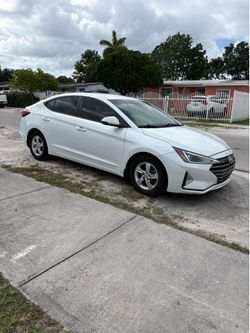 2019 Hyundai Elantra