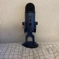 Blue Yeti Professional Microphone 