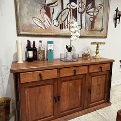 Buffet/ TV console/ sideboard