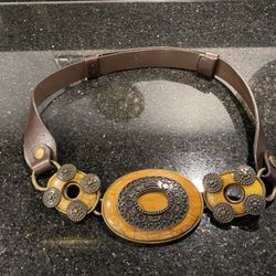 Chico's Brown Genuine Leather Adjustable Belt Oval Brass Buckle S/M (30”-40”)