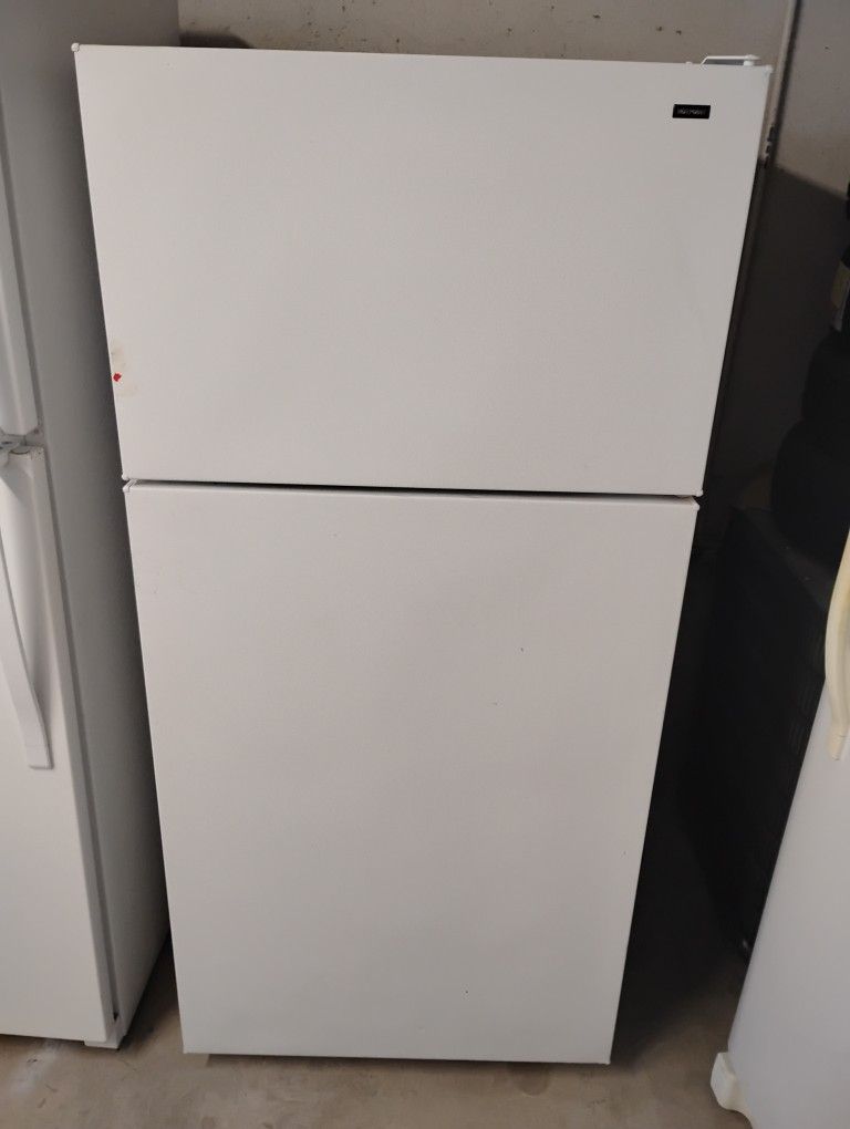Ge Refrigerator 2 Door