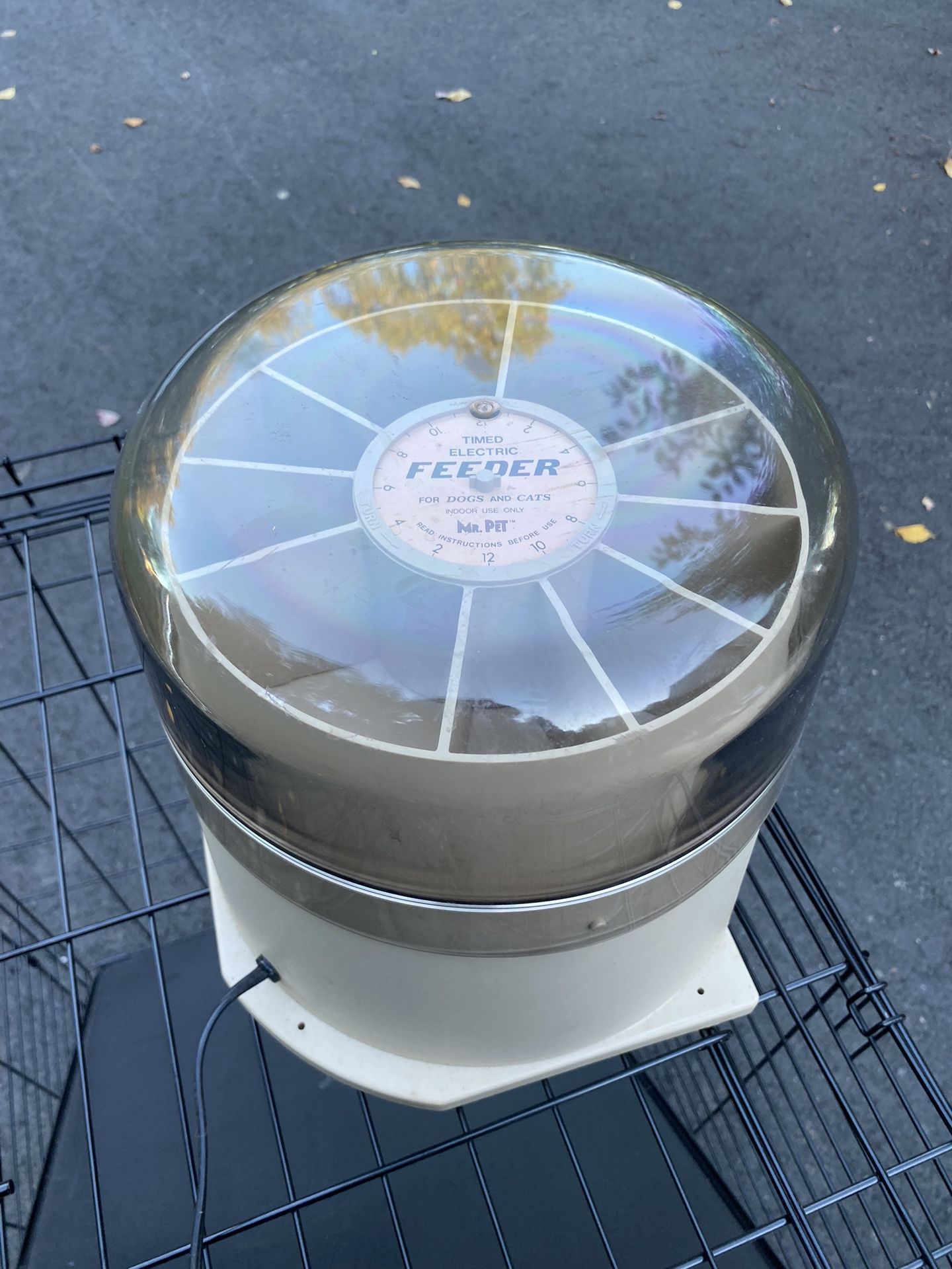 Large Pet Cage And Auto Pet Feeder 
