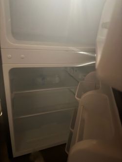 Mini fridge