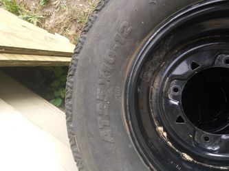 Lawn mower tires