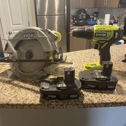 Dewault Drill/ Skill Saw 2 Batteries, Charger