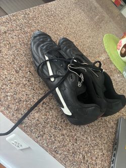 Cleats Rawlings