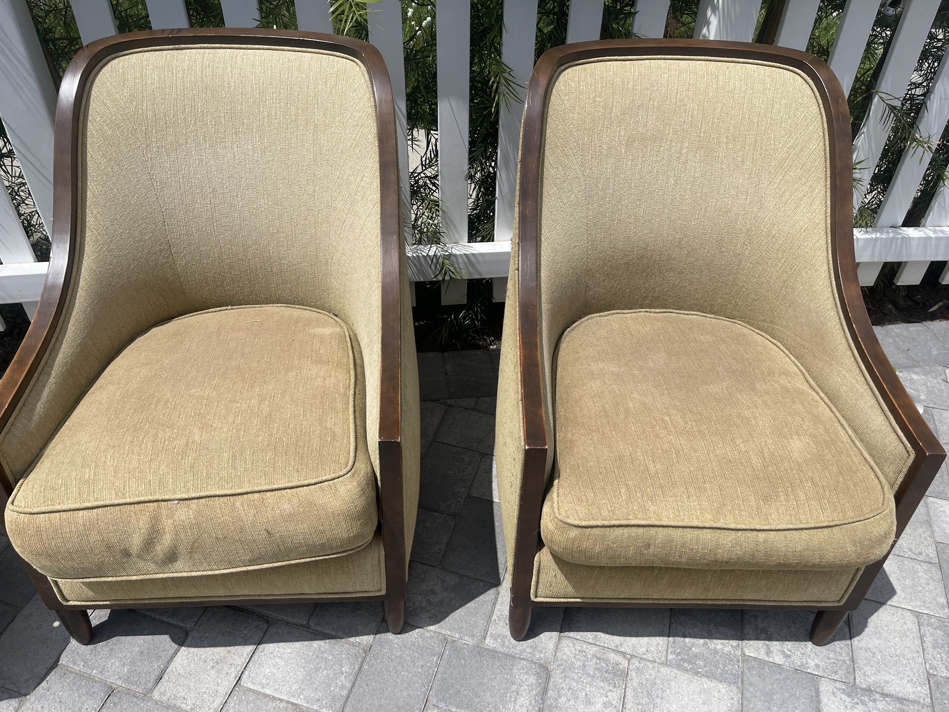 Vintage Living Room Arm Chairs 