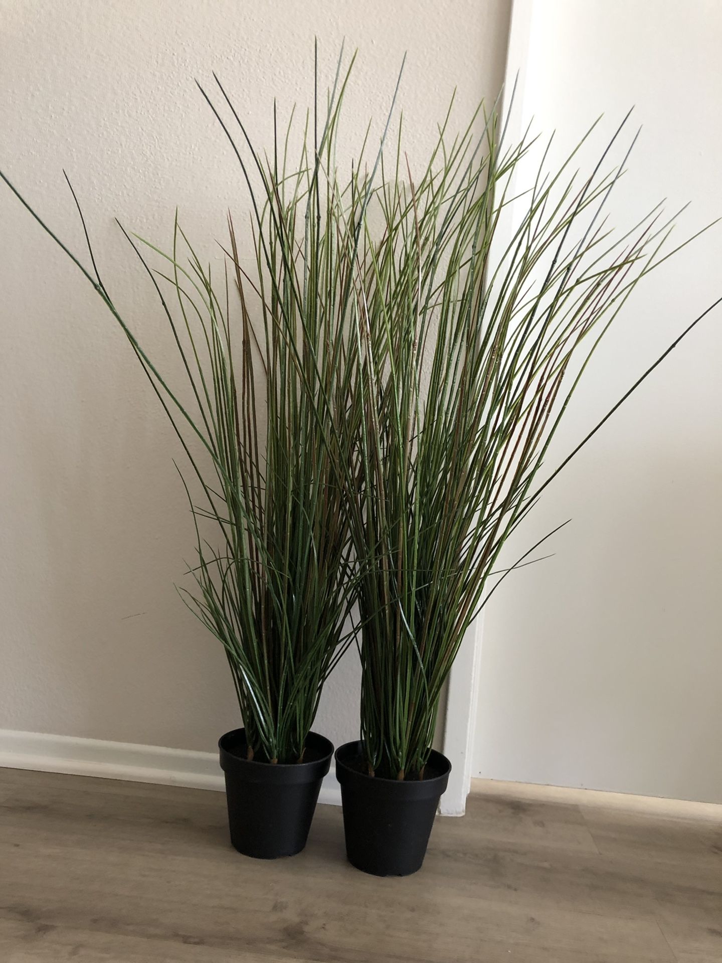 IKEA FEJKA Artificial potted plant, grass (2) for Sale in San Diego, CA OfferUp