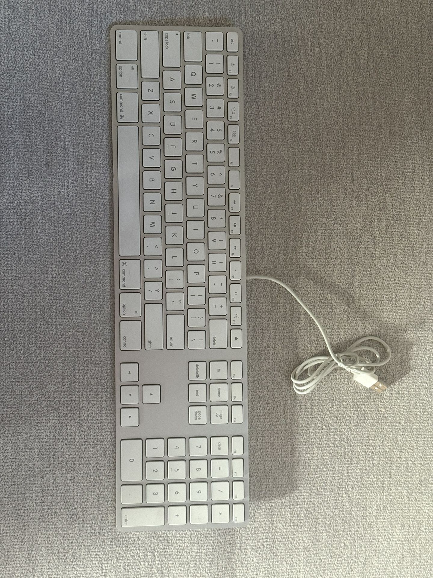 Apple Keyboard