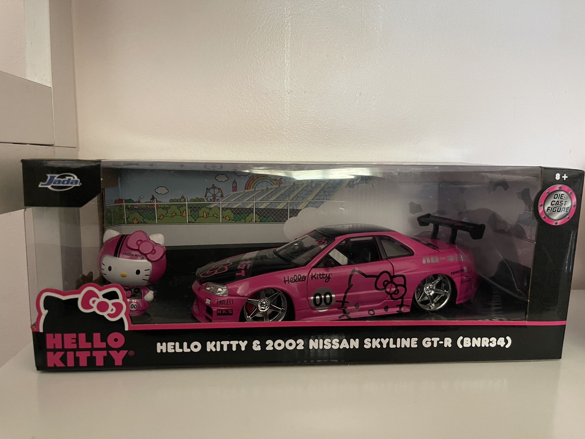 HELLO KITTY 2002 NISSAN SKYLINE GT-R