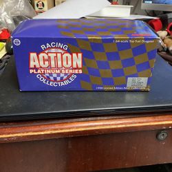 1998 Top Fuel Dragster. 1 : 64 Scale  Brand New In Box Larry Dixon