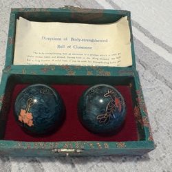 Baoding Balls Roaring Dragon and Singing Phoenix Chinese Healing Exercises Zen Meditation
