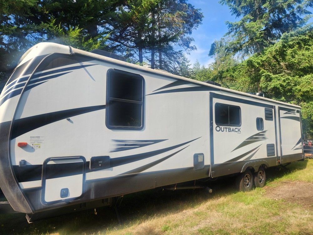 2020 Keystone Outback 340 BH