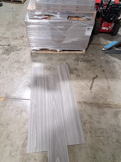 Luxury Waterproof Vinyl Flooring $1sqft /$35box