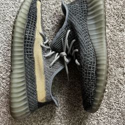 Adidas Yeezy Boost 350 V2