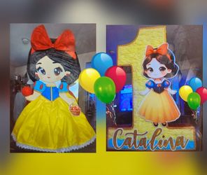 Disney Snow White Theme Pinatas 