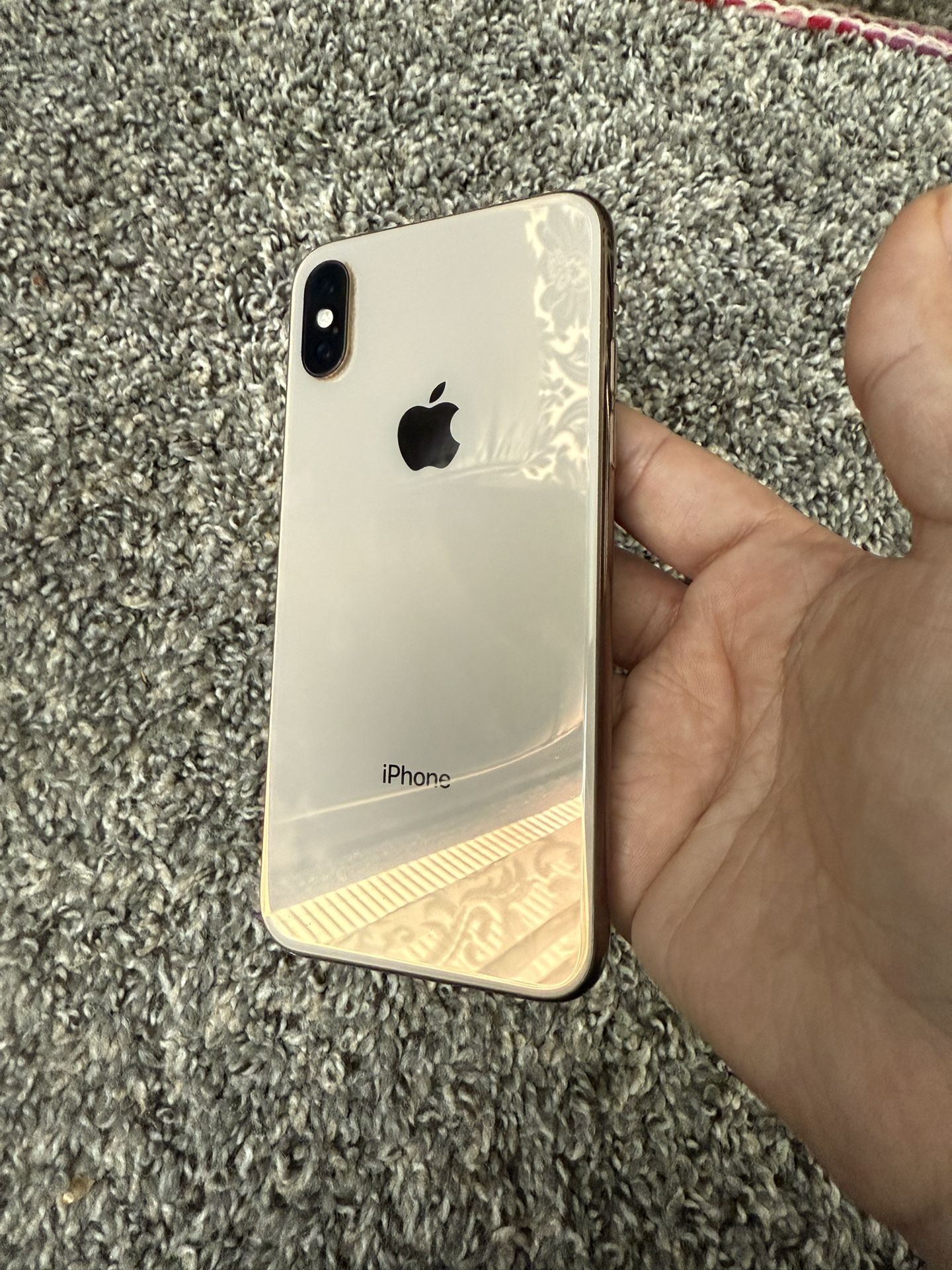 iPhone XS Unlocked (excellent Condition)